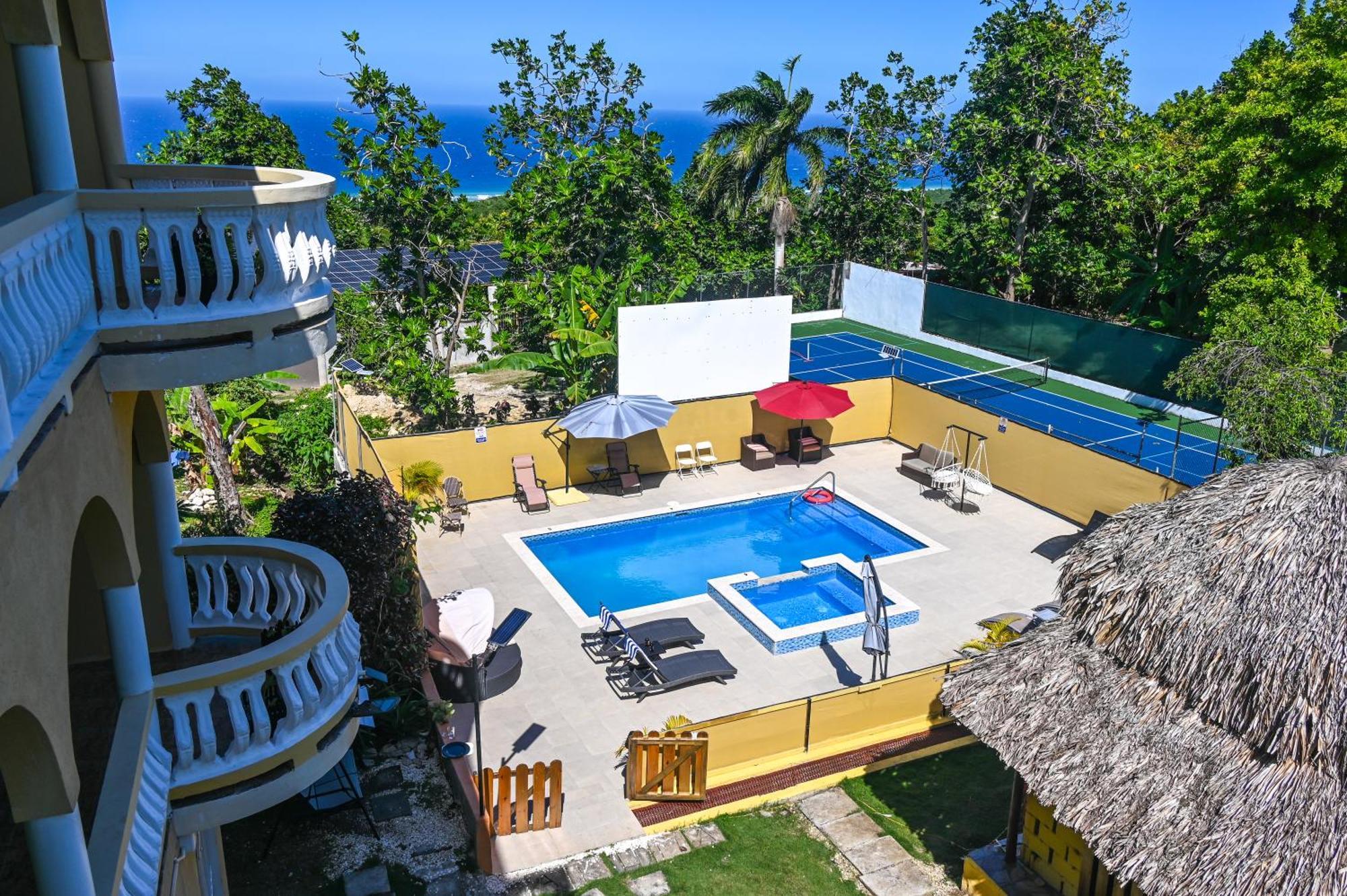 Takuma Boutque Hotel Hotel Rooms & Suites Montego Bay Exterior photo